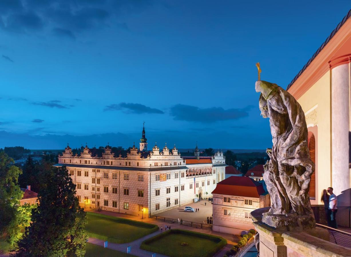 Zamecky Hostel Litomyšl Екстериор снимка